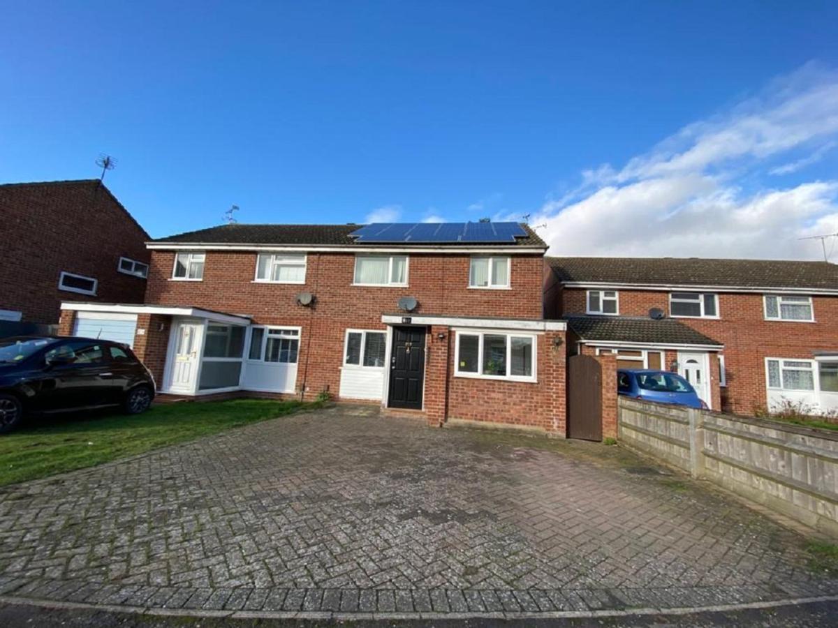 Lovely Homes Aylesbury  Exterior foto
